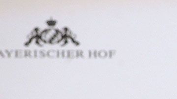 El empresario llevará a cabo una serie de pasos para el regreso seguro de sus empleados.