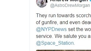 Logo de FDNY en el espacio