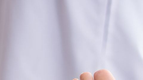 Mueren 16 personas por beber alcohol etílico.