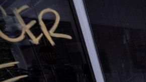 El arresto de un manifestante en el oeste de Los Ángeles.