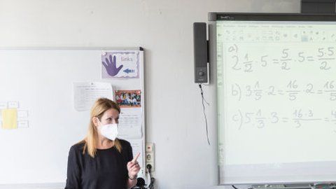 112246512_gettyimages-1223056841