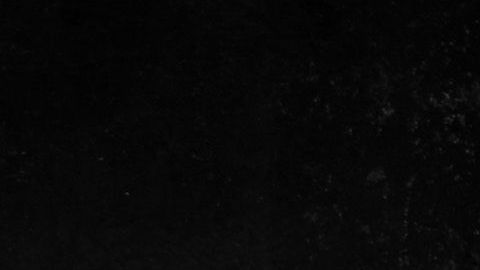 Un paciente aborda el buque hospital anclado en Los Ángeles. Foto cortesía de U.S. Navy.