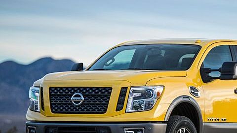 2016-nissan-titan-xd-cummins-2