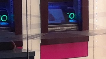 Indigencia y riesgos de robo en los bancos