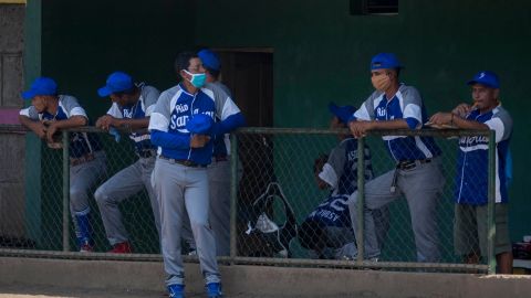 La Comisión Nicaragüense de Beisbol Superior se había negado a suspender la competición.