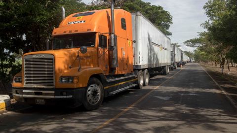 View of truks stranded near the border point of Penas Blancas near the frontier between Nicaragua and Costa Rica, Nicaragua, 20 May 2020. Costa Rican Governement restringed the pass of foreing drivers after detect about 50 cases of COVID-19 since 05 May 2020. EFE/Jorge Torres