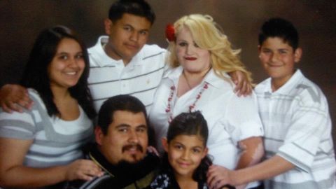 Los 10 integrantes de la familia Ramírez se infectaron con COVID-19.