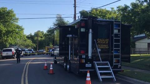 El equipo SWAT respondió a la escena.