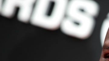 Shaquille O'Neal donará las ganancias de la subasta.