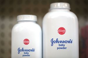 Johnson & Johnson dejará de vender su talco para bebé en Estados Unidos
