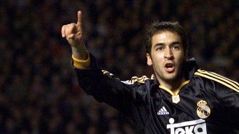 Raúl González, uno de los mejores delanteros en la historia del Real Madrid.