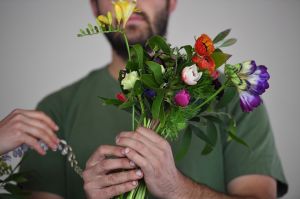 Los mercados de flores en Los Ángeles, con autorización para reabrir como negocios esenciales para el Día de la Madre