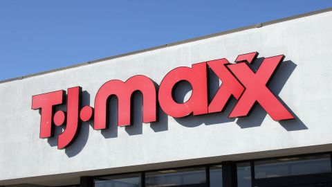 TJ Maxx Marshalls HomeGoods junio reapertura tiendas liquidación