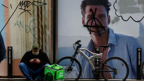 Desempleo economía Fed empleos trabajadores propiedades minoristas coronavirus COVID-19 libro beige