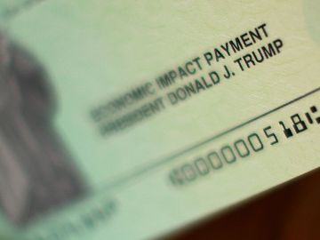 ayuda económica cheque Coronavirus COVID-19 Dinero errores estímulo Get My Payment herramienta internet IRS pago rastreo sitio web