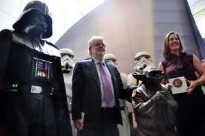 Disney compró Lucasfilm, firma multibillonaria, por sólo $4 mil millones de dólares