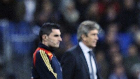 Hugo Sánchez fue director técnico del Almería de España en 2009.