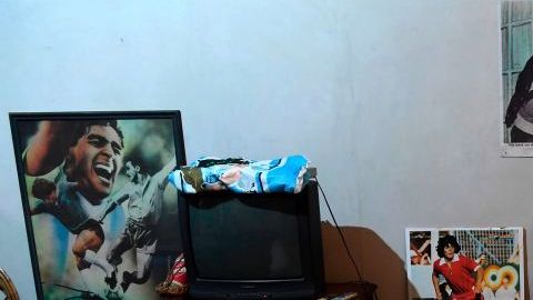 En esta casa vivió Maradona de 1978 a 1981.