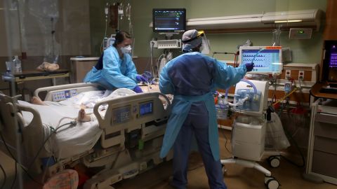 Bay Area Hospital Workers On The Frontlines Of COVID-19 Pandemic
SAN JOSE, CALIFORNIA - MAY 21: (EDITORIAL USE ONLY) Nurses care for a coronavirus COVID-19 patient in the intensive care unit (I.C.U.) at Regional Medical Center on May 21, 2020 in San Jose, California. Frontline workers are continuing to care for coronavirus COVID-19 patients throughout the San Francisco Bay Area. Santa Clara county, where this hospital is located, has had the most deaths of any Northern California county, and the earliest known COVID-19 related deaths in the United States. (Photo by Justin Sullivan/Getty Images)