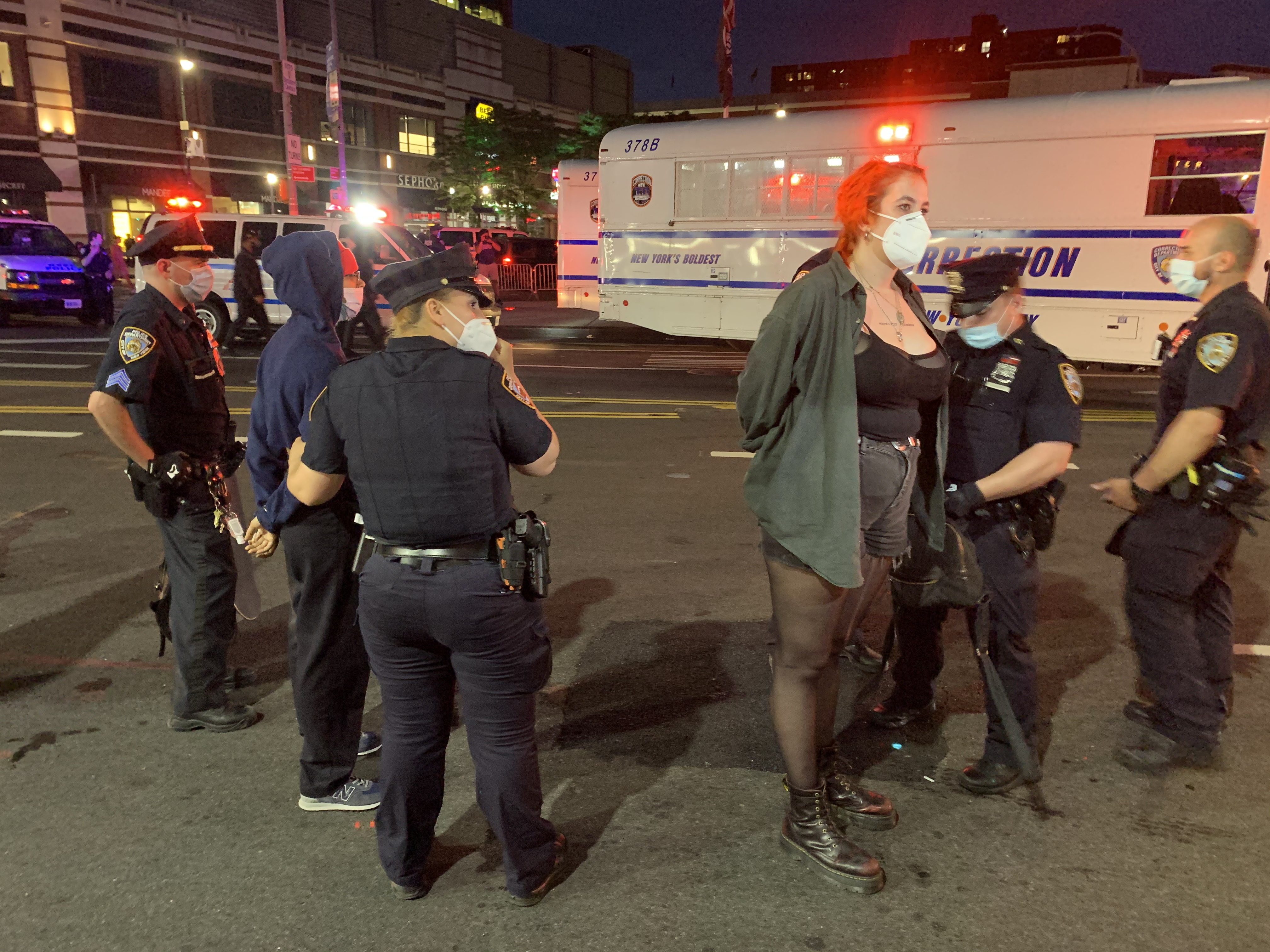 Hubo decenas de detenciones. / Foto: Rafael Cores, El Diario NY