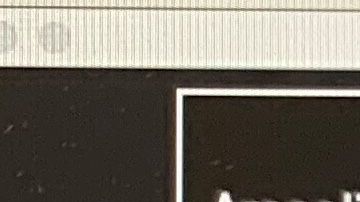 El actor Luis Gerardo Méndez se une a la campaña para recolectar fondos para ayudar a los inmigrantes afectados por el COVID-19. (Araceli Martínez/La Opinión).