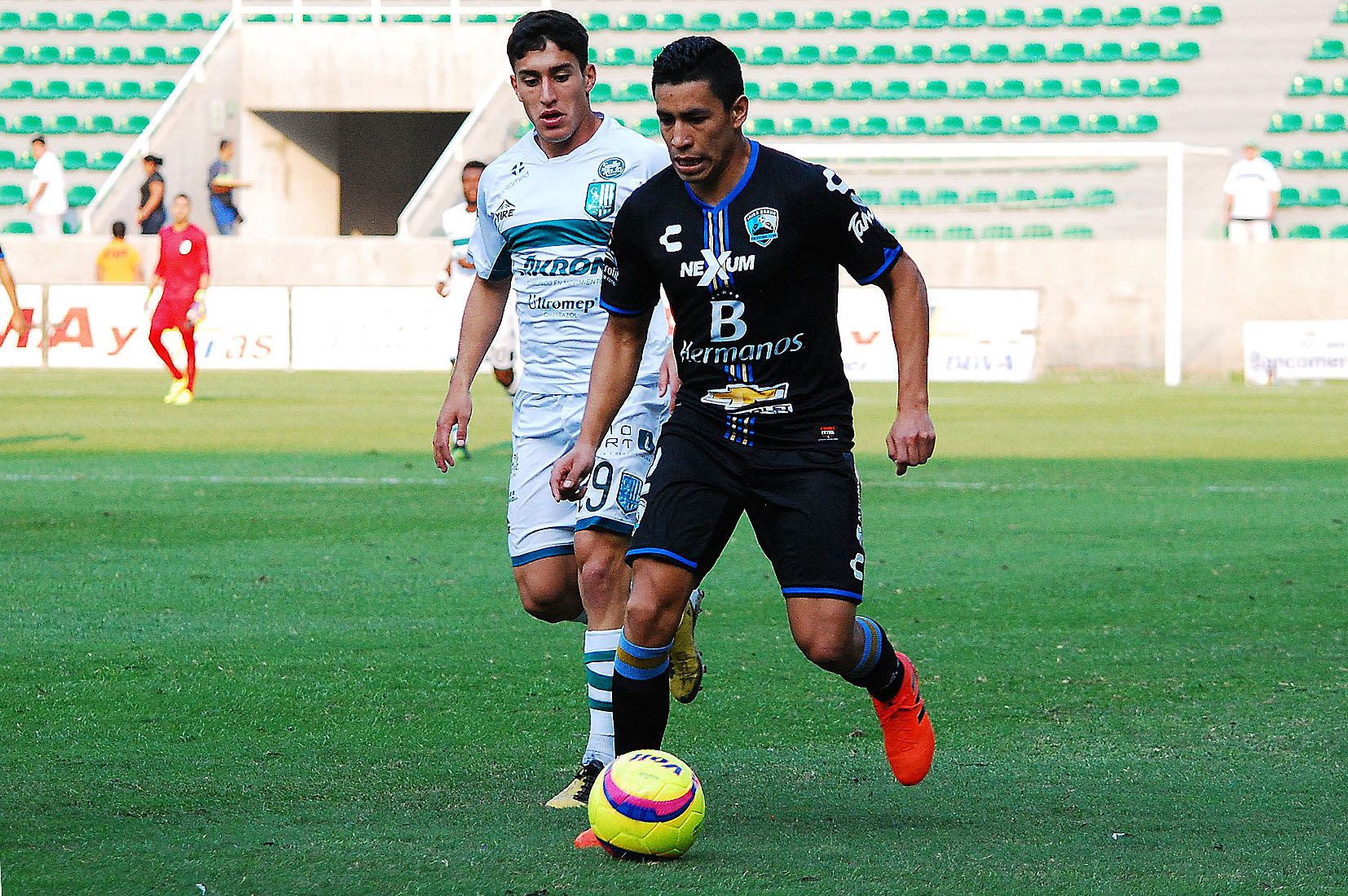 Primer Caso De Un Futbolista En México: César Bernal Da Positivo Por ...