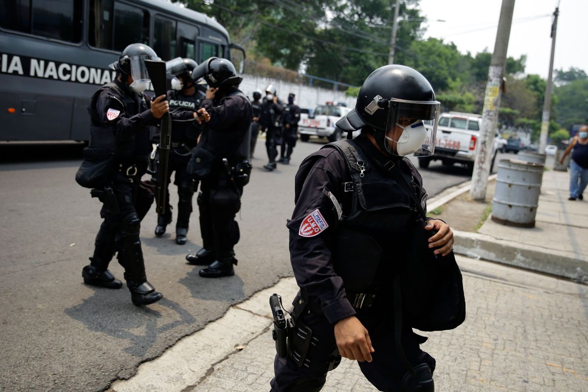 Policia nacional civil el salvador