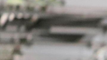 Personas hacen fila para entrar a un supermercado en San Juan (Puerto Rico). EFE