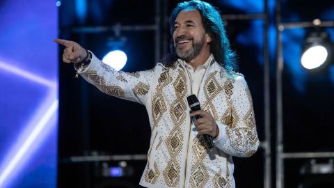 Marco Antonio Solís "El Buki".