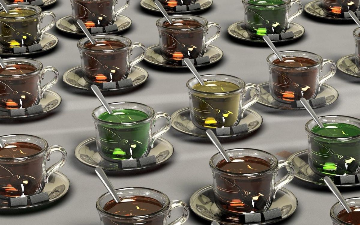 ¿Té descafeinado ofrece los mismos beneficios que el té sin descafeinar?