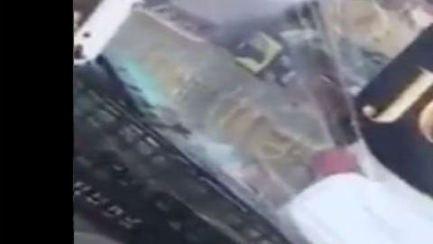 VIDEO: Surge #LadyPepinos, la comparan con #LadyFrijoles al recibir la ayuda del Chapo Guzmán