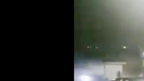 VIDEO: Agreden a policías y destruyen patrullas por miedo a coronavirus en México