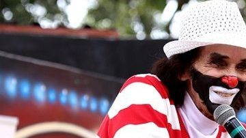 El actor y comediante conocido como "Cepillín" tiene un problema.