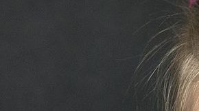 La ciencia explica que es más probable que mamá entienda qué le pasa a su hija cuando tiene un problema, porque podría imaginarse a misma en los zapatos de su pequeña.