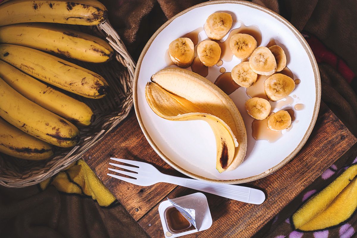 Las bananas son un alimento de índice glucémico medio, por lo que son una fruta amigable con todo tipo de personas.