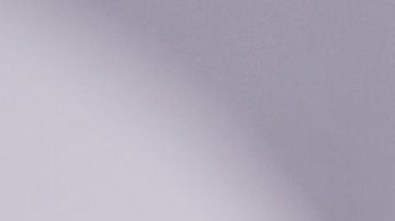 Pink paga la multa del equipo femenil de Noruega por negarse a usar bikini.