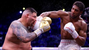 Anthony Joshua fue muy superior a Andy Rui