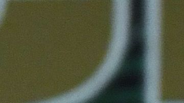 Saúl 'Canelo' Álvarez y Julio César Chávez se saludan en el Teatro KA del MGM Grand previo a la pelea de Álvarez con Julio César Chávez Jr. en 2017.