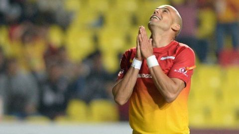 Carlos Ochoa jugó con Monarcas Morelia en el Apertura 2012 y el Clausura 2013