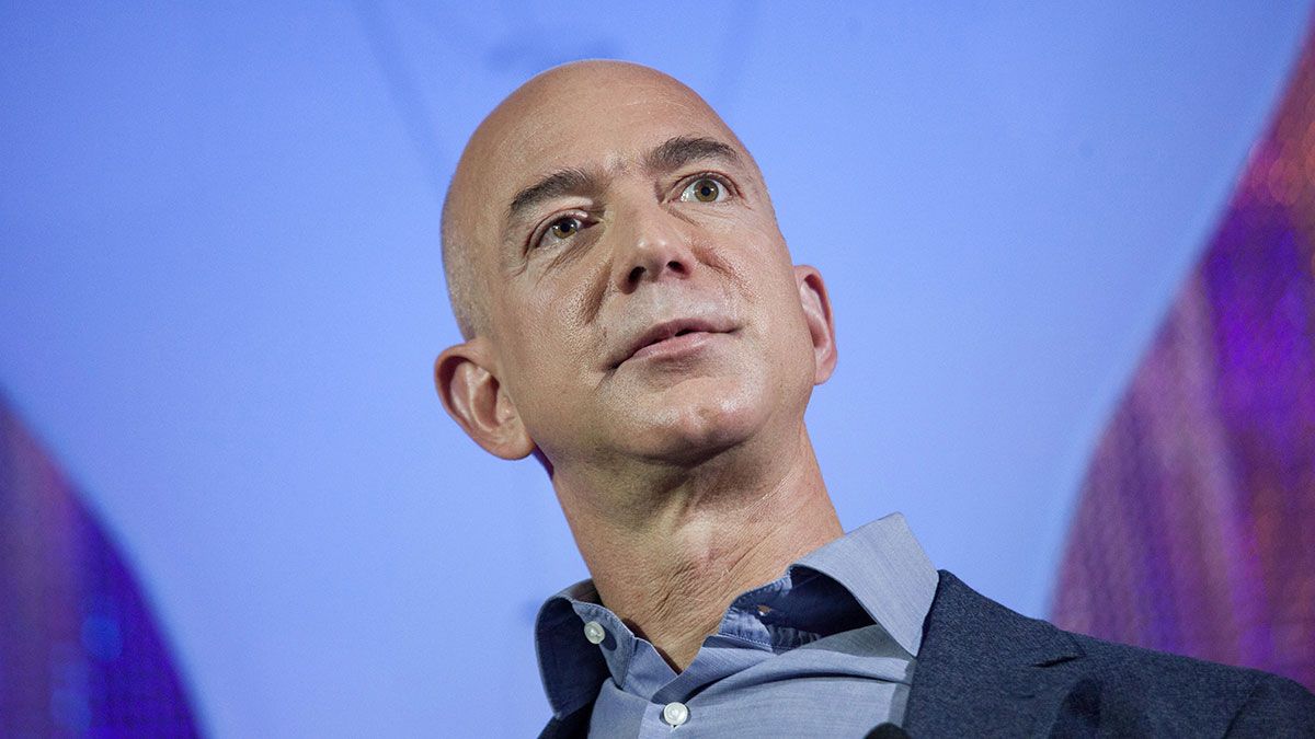 La mayor parte de la fortuna de Bezos viene de sus acciones de Amazon
