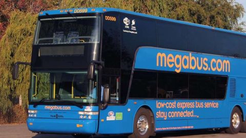 Unidad de dos pisos de Megabus.