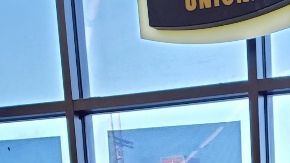 Laura Orantes, una trabajadora esencial de farmacia. (Foto Cortesía)