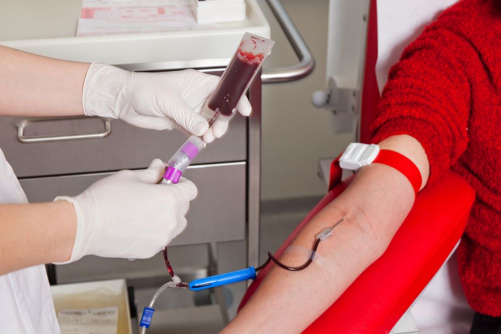 La Cruz Roja asegura que debe colectar más de 13,000 donaciones de sangre por día. / foto: archivo.