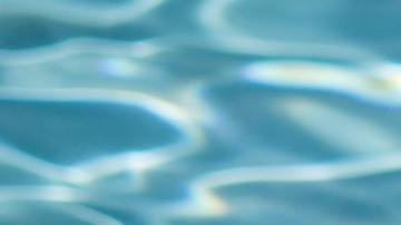 Si no pudieron ir a la piscina, que la piscina venga a ellos.