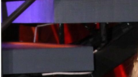 Verónica Montes luce su envidiable figura desde lo alto de su apartamento.