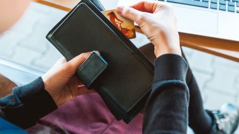 CDC recomienda métodos de pago que no requieran contacto.