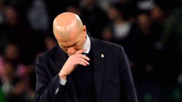 Zinedine Zidane no encuentra las respuestas para mejorar al Real Madrid.