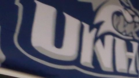 02/13/19 /LOS ANGELES/ Los AngelesMayor Eric GarcettiÊwith Supervisor Hilda Solis (R) and LAUSD Board President Monica Garcia (L) greet people as they file their taxes. The mayor joined Free Tax Prep Los Angels to launch tax season with a free tax prep event for Angelenos earning $55,000 or less. (Aurelia Ventura/La Opinion)