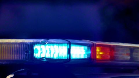 Luces de una patrulla policial.