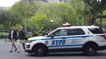 NYPD en Washington Square Park.